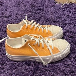 Converse platform canvas